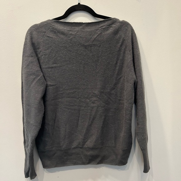 Vince 100% Cashmere Boat Neck Cropped Sweater in Classic Charcoal Grey - Picture 3 of 3